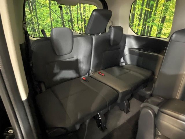 Nissan Serena 10