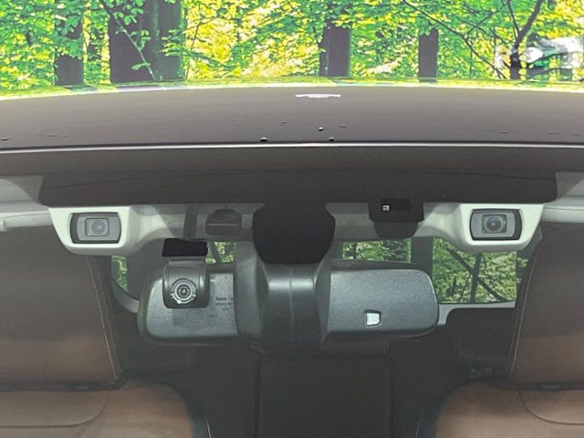 Subaru Legacy Outback 5