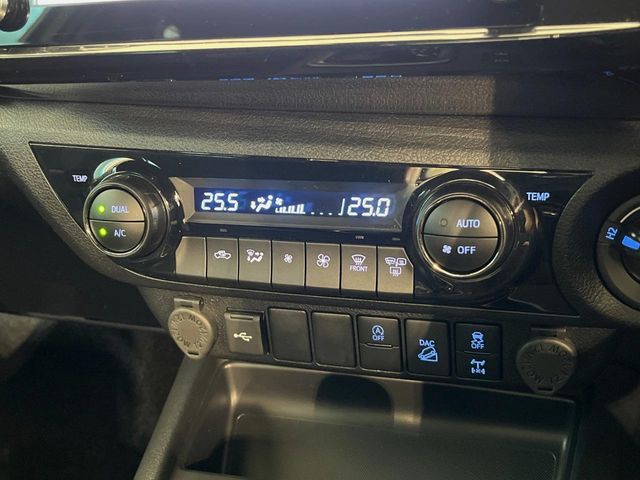 Toyota Hilux 7