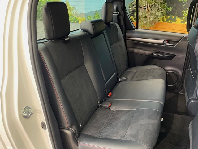 Toyota Hilux 10