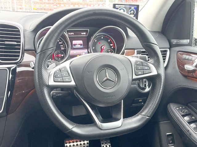Mercedes-Benz GLS 12