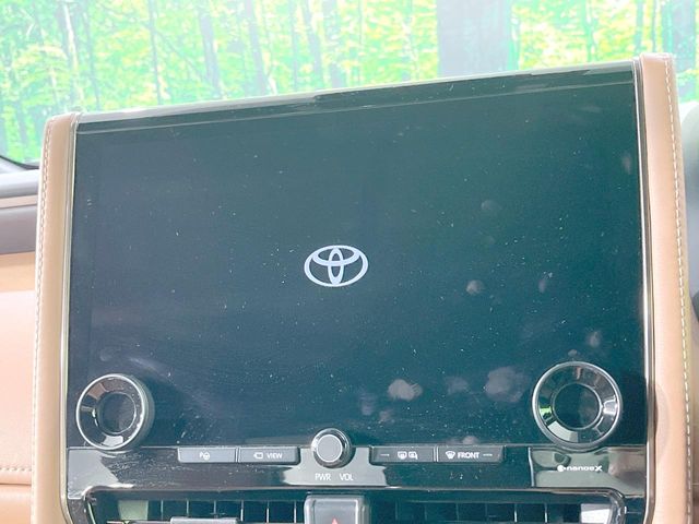 Toyota Vellfire 6