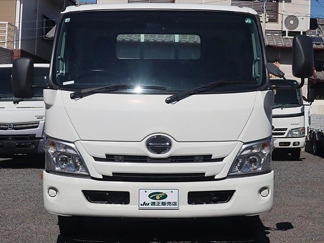 Hino Dutro 3