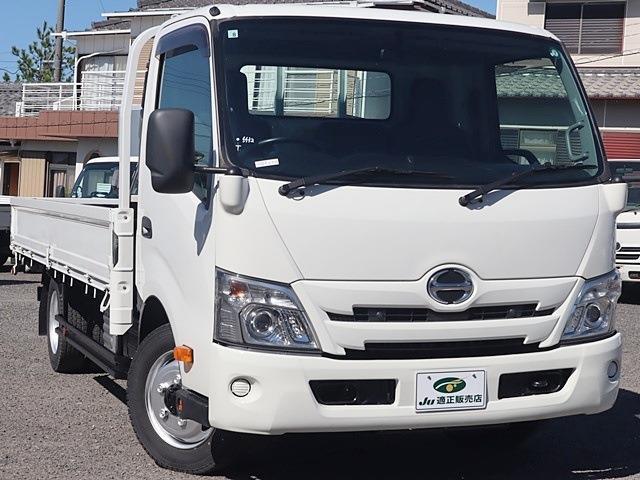 Hino Dutro 4