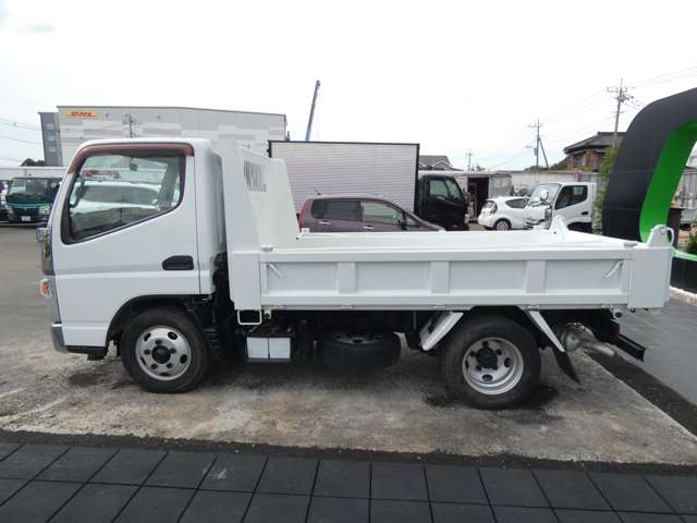 Mitsubishi Fuso Canter 9