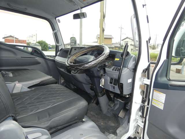Mitsubishi Fuso Canter 11