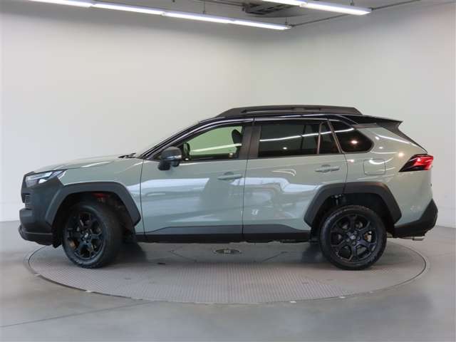 Toyota RAV4 6