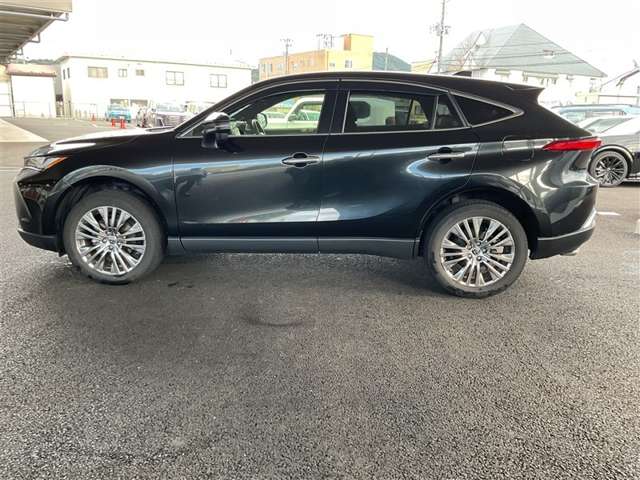 Toyota Harrier 8