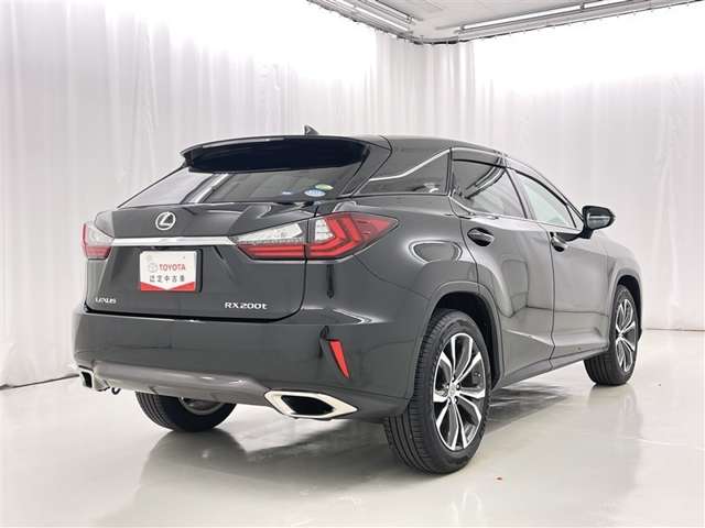 Lexus RX 8