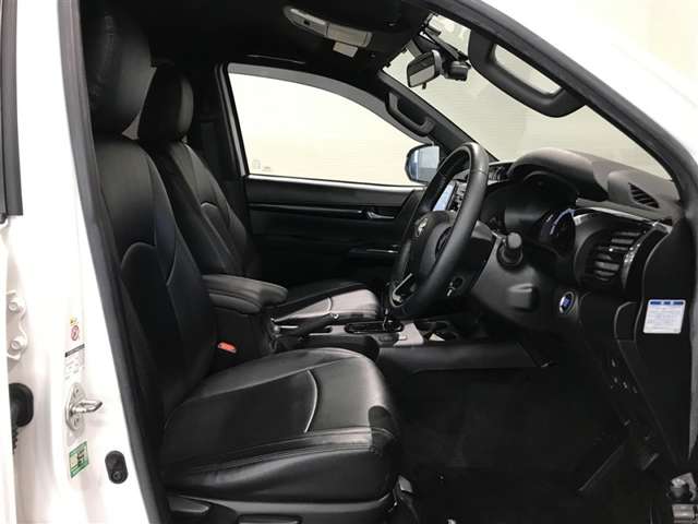 Toyota Hilux 5