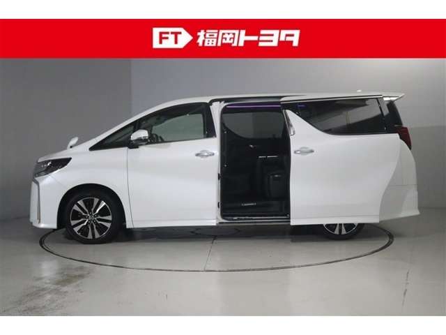 Toyota Alphard 5