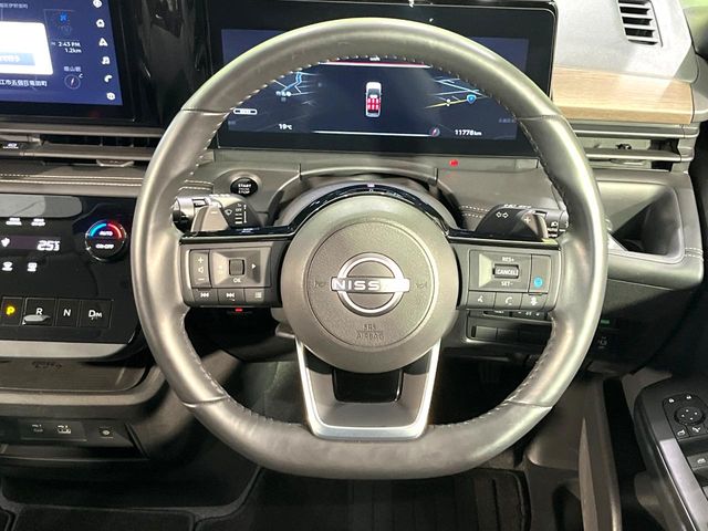 Nissan Serena 12