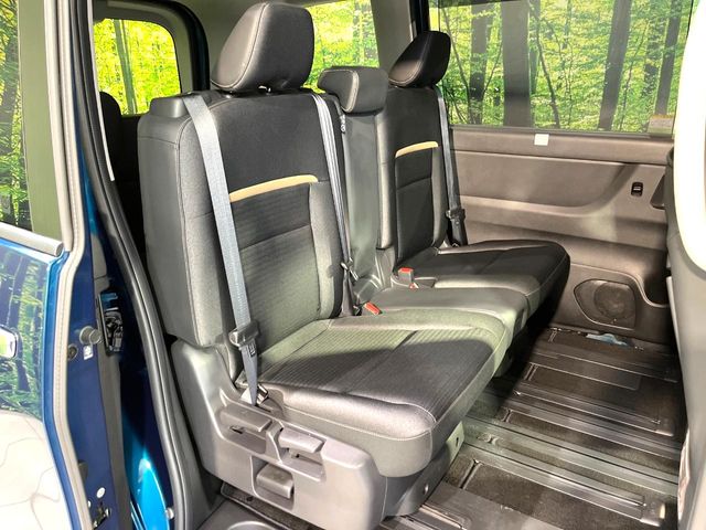 Nissan Serena 9
