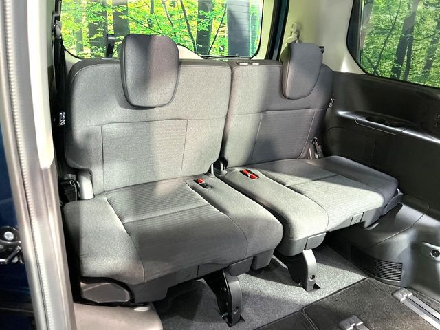 Nissan Serena 10