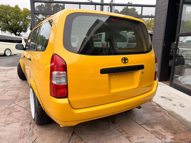 Toyota Probox Van 9