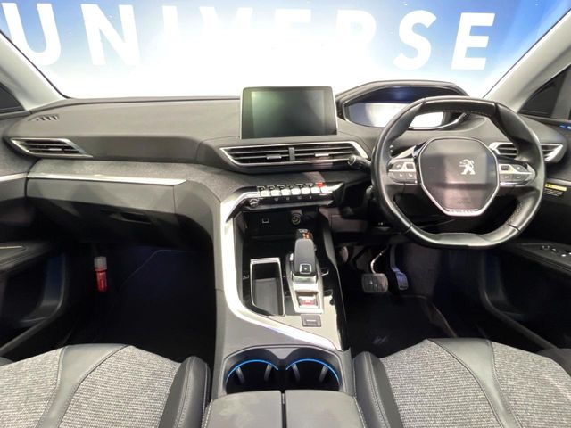 Peugeot 5008 2
