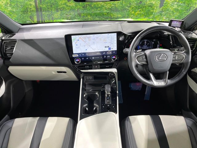 Lexus NX 2