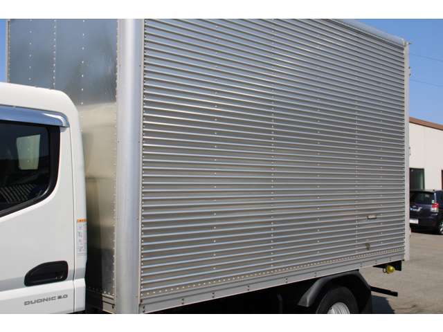 Mitsubishi Fuso Canter 12