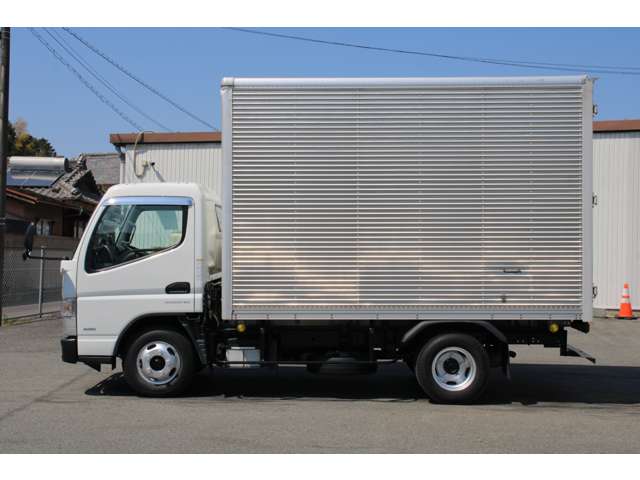 Mitsubishi Fuso Canter 4