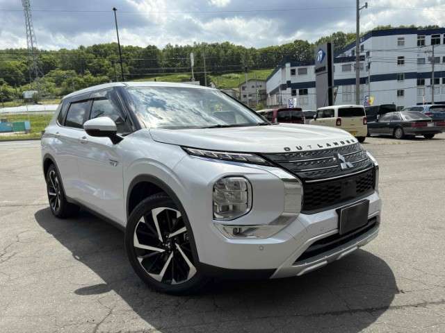 Mitsubishi Outlander 12