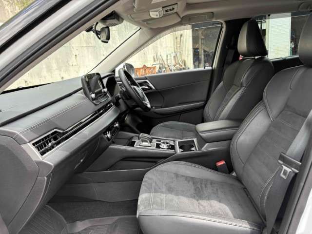Mitsubishi Outlander 5