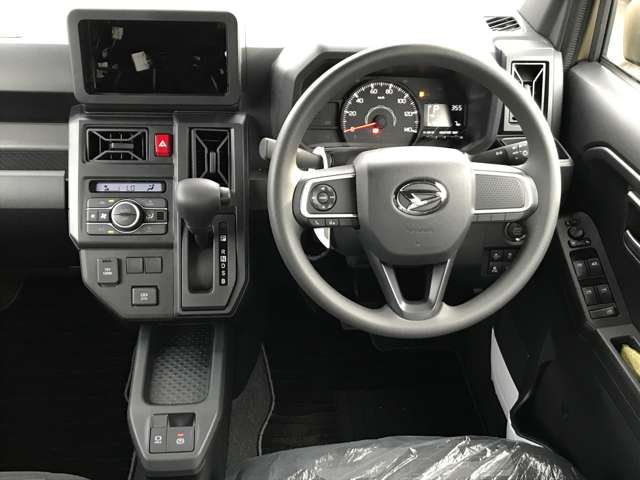 Daihatsu Taft 6