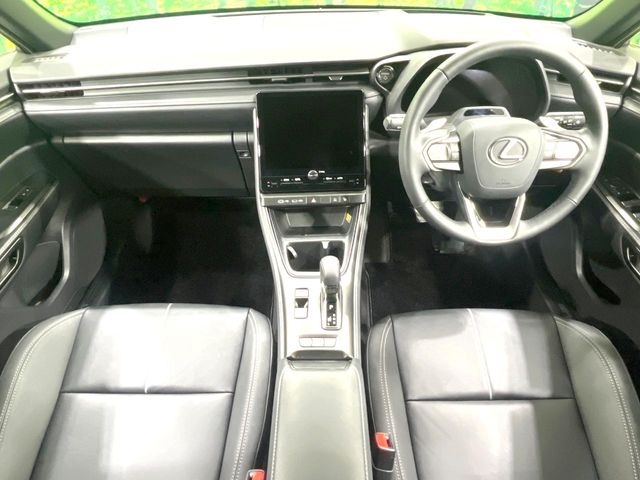 Lexus LBX 2