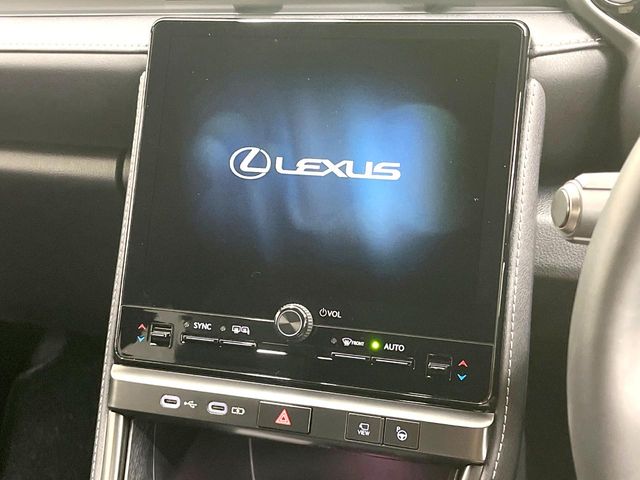Lexus LBX 3