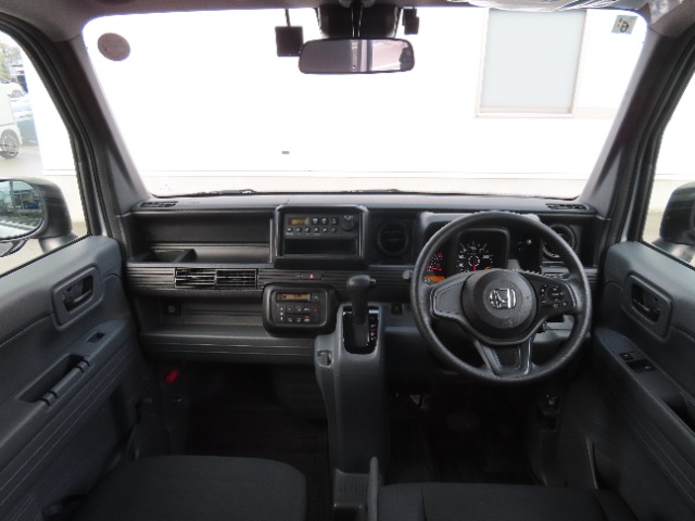 Honda N-VAN 11
