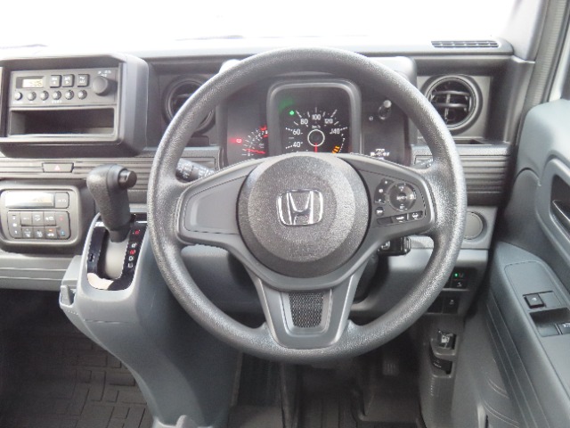 Honda N-VAN 12