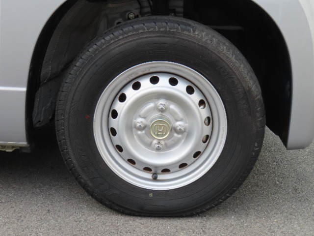 Honda N-VAN 8