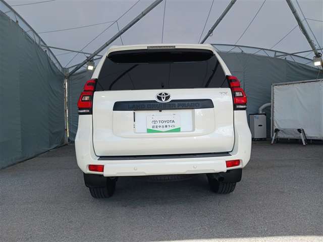 Toyota Land Cruiser Prado 4