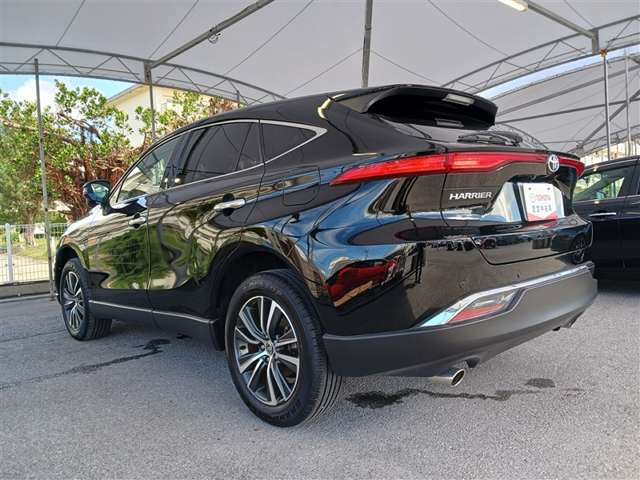 Toyota Harrier 4