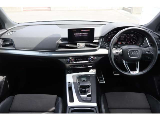 Audi Q5 4