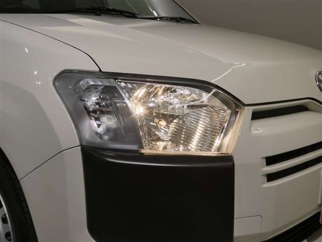 Toyota Probox Van 10