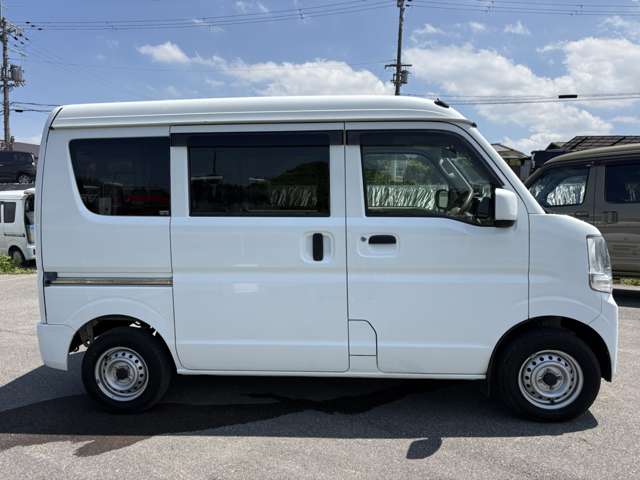 Nissan NV100 Clipper 11