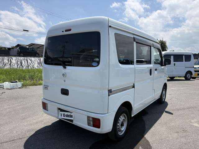 Nissan NV100 Clipper 12