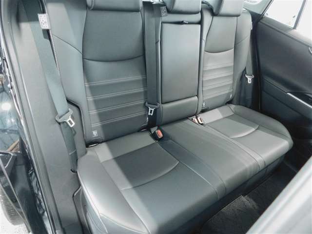 Toyota RAV4 8