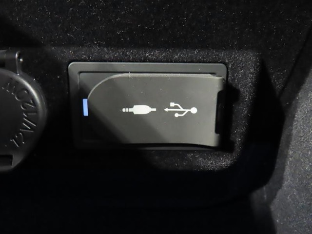 Lexus NX 12