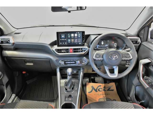 Toyota Raize 6
