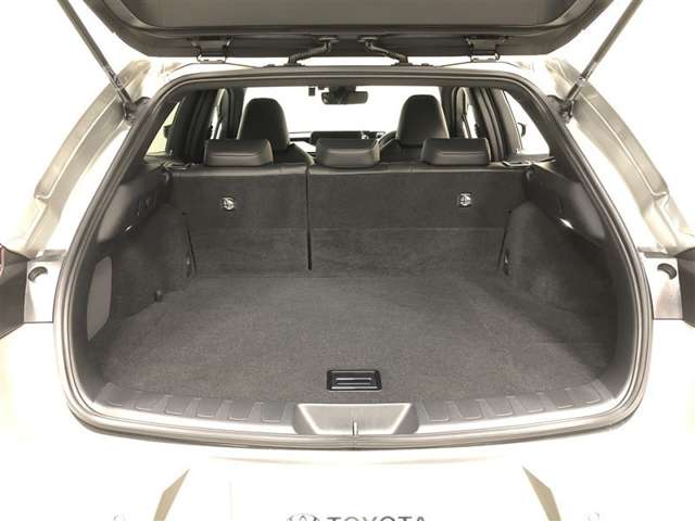 Lexus UX 12