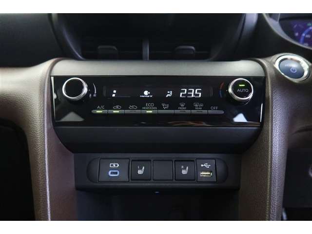 Toyota Yaris Cross 12