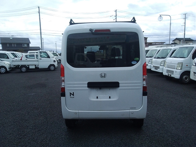 Honda N-VAN 6
