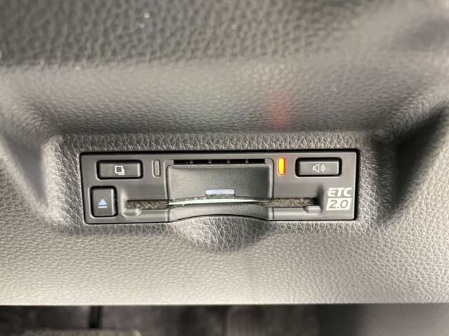 Toyota Sienta 7