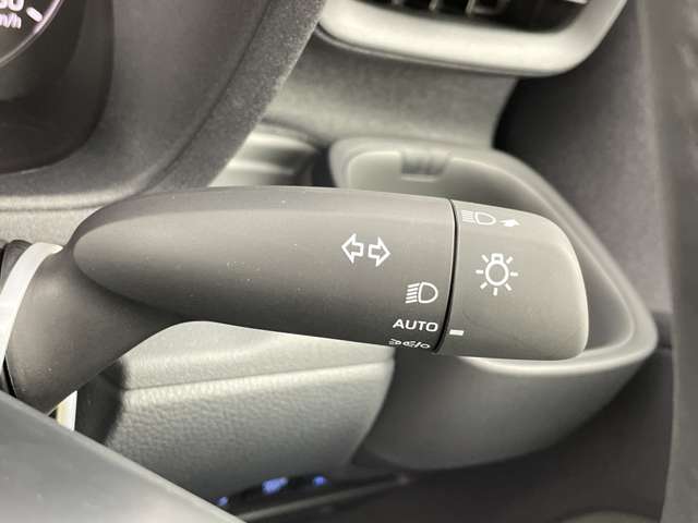 Toyota Sienta 10