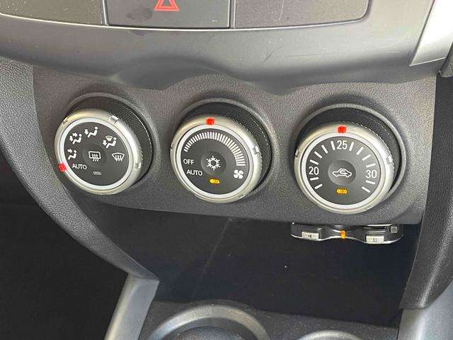 Mitsubishi RVR 6
