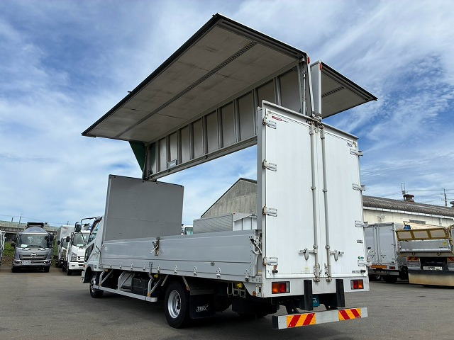 Mitsubishi Fuso Fighter 6