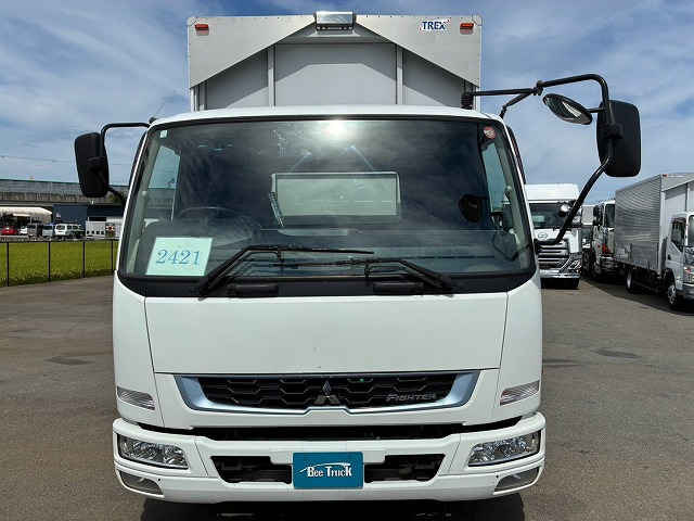 Mitsubishi Fuso Fighter 9