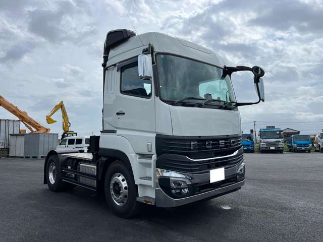 Mitsubishi Fuso Super Great 2