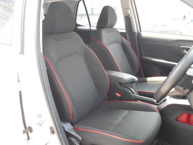 Daihatsu Rocky 8
